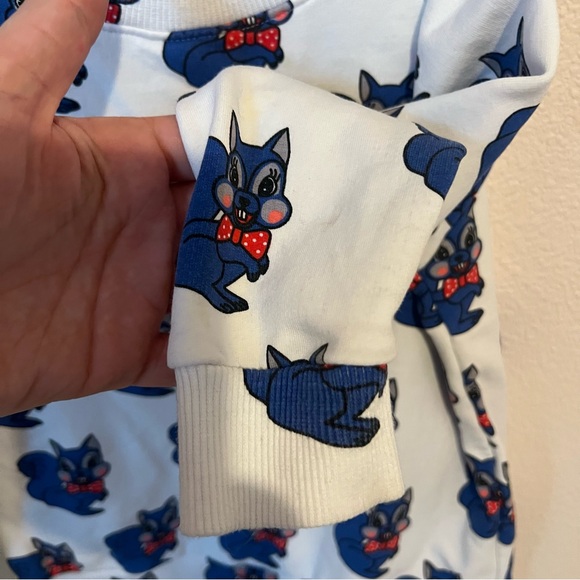 Hugo Loves Tiki Squirrel Kids Sweatshirt - Picture 9 of 10